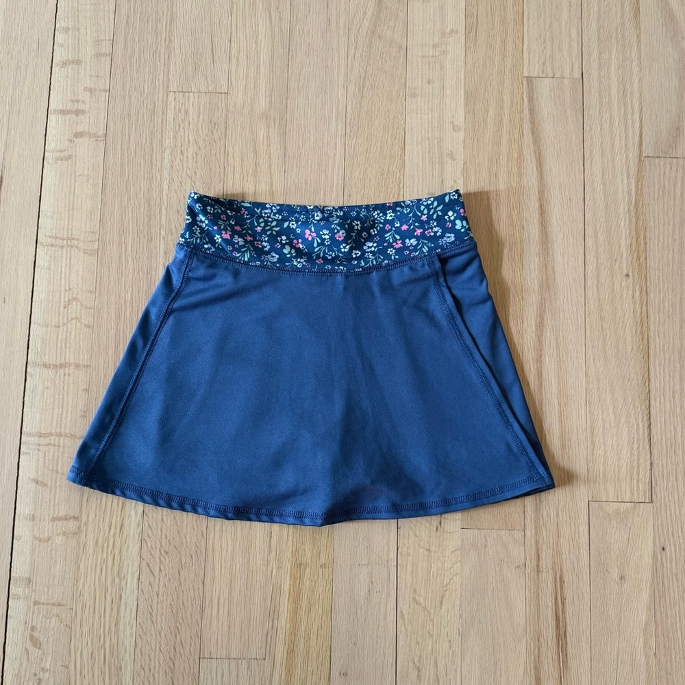 OshKosh B’Gosh Blue Floral Handstand Skort, Size 7
